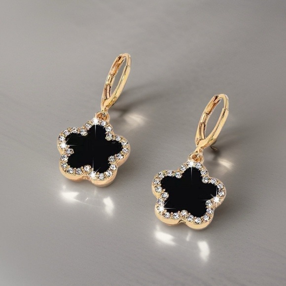 The Black Classic Bangle paired with Cute Earrings - Picture 5 of 6